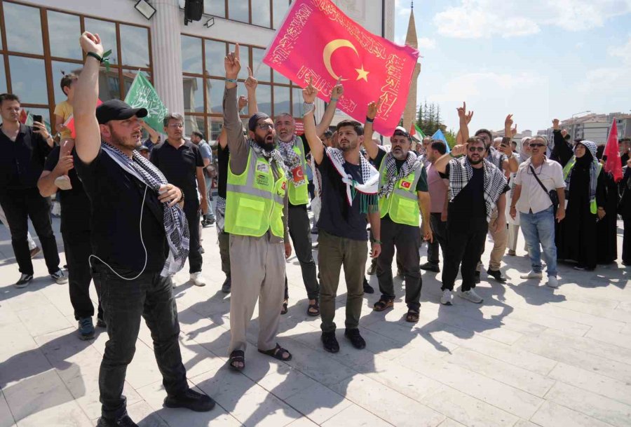 Srebrenitsa’dan Yola Çıkan ’filistin Konvoyu’ Niğde’de