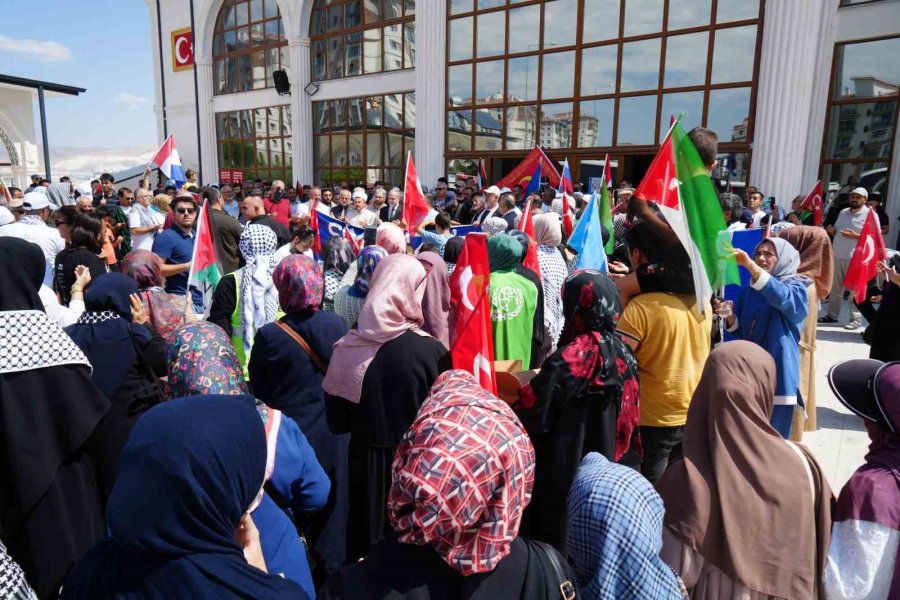Srebrenitsa’dan Yola Çıkan ’filistin Konvoyu’ Niğde’de
