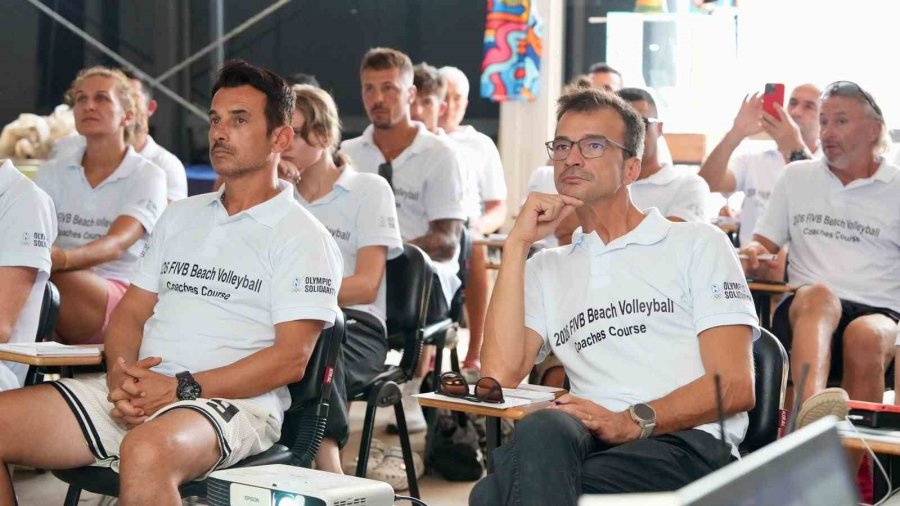 Fıvb Plaj Voleybolu Antrenörlük Kursu Alanya’da Başladı