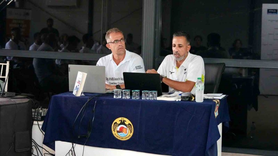 Fıvb Plaj Voleybolu Antrenörlük Kursu Alanya’da Başladı