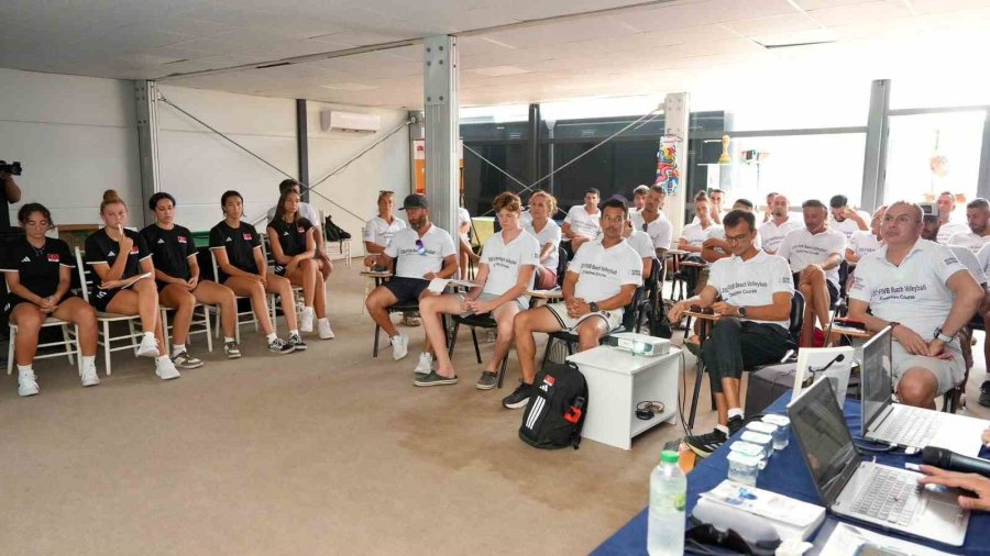 Fıvb Plaj Voleybolu Antrenörlük Kursu Alanya’da Başladı