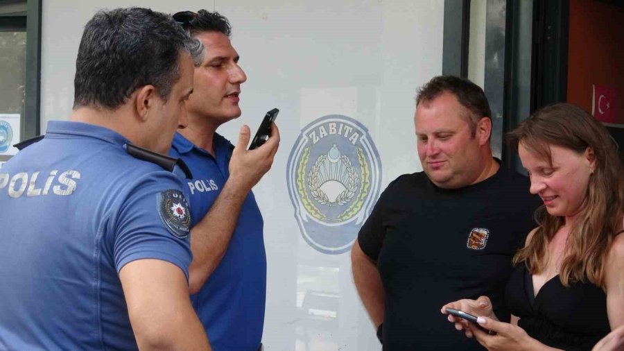 Turistleri Hedef Alan Plaj Faresi Çaldığı Telefonun Gprs Destekli Takip Sistemi İle Yakalandı