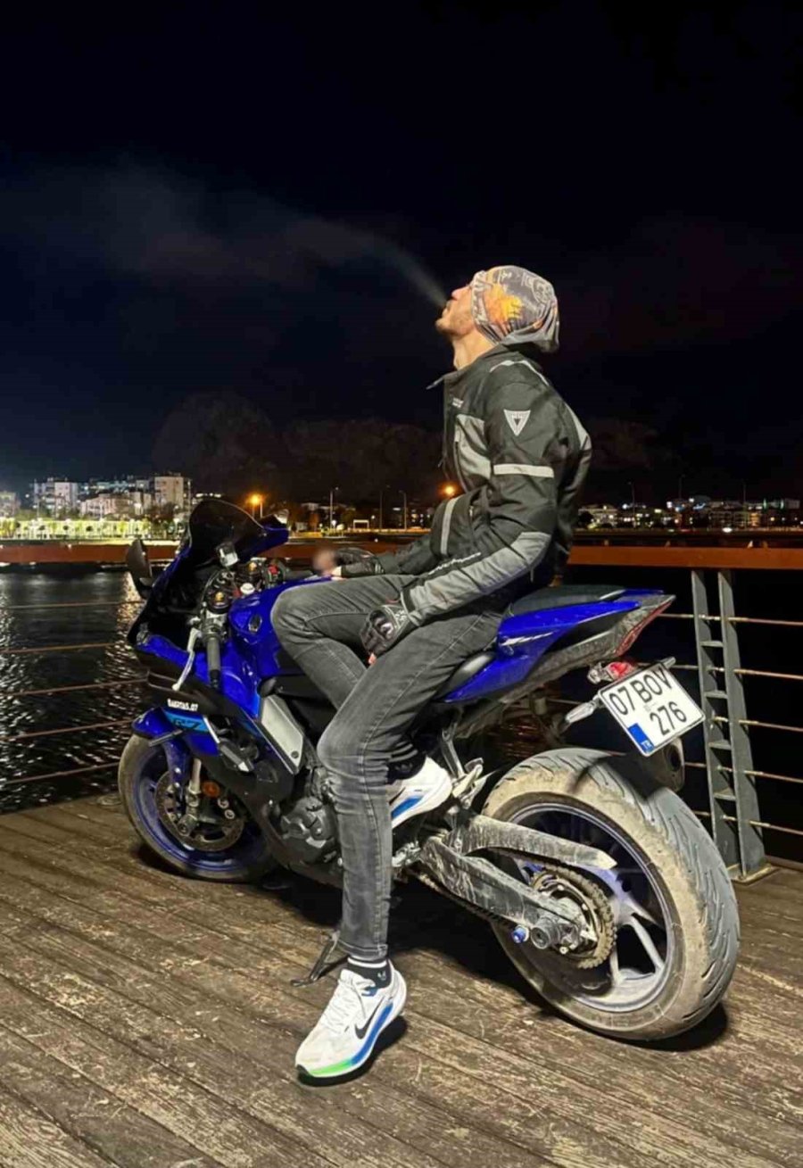 Antalya’da Feci Kaza: Yayaya Çarpan Motosikletli Hayatını Kaybetti