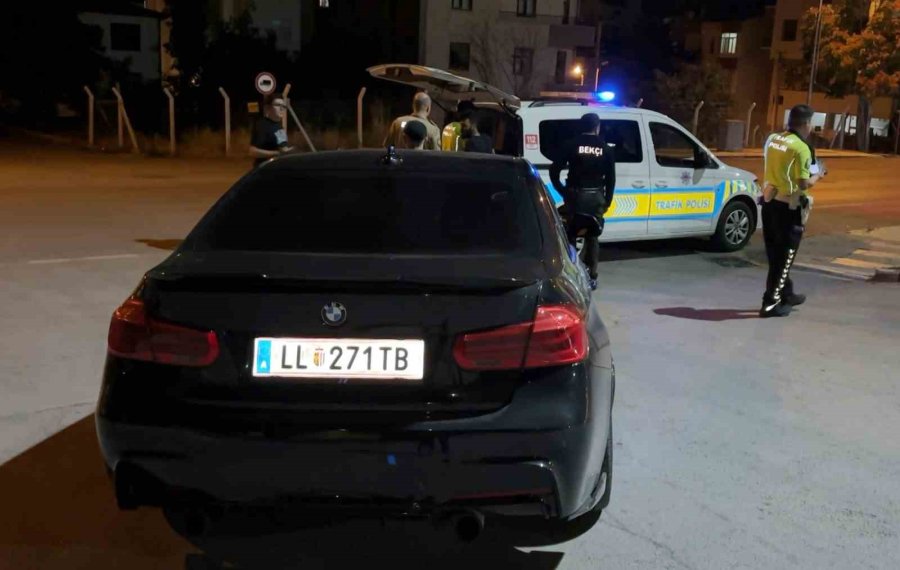 Gurbetten İzne Geldi, Alkollü Yakalanınca Ehliyetine El Konup Gözaltına Alındı