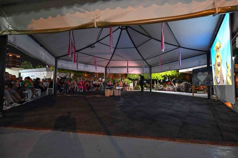 Mersin’de Özel Bireyler Açık Havada Sinema Keyfi Yaşadı