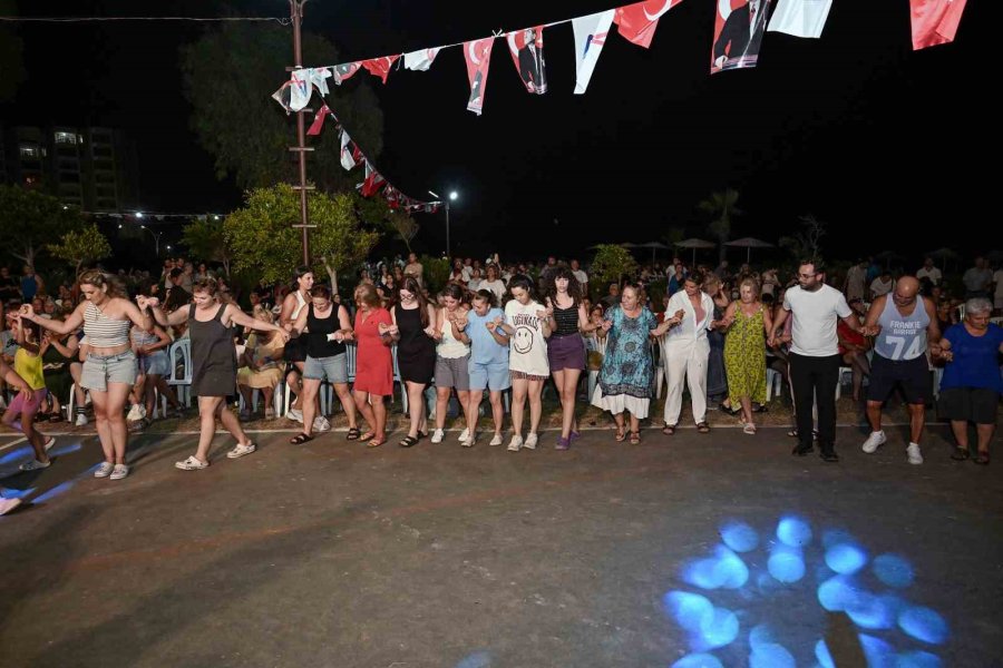 Mersin’de ‘yaz Dostum’ Konserleri Vatandaşları Müzikle Buluşturuyor