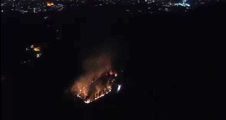 Alanya’da Ormanlık Alanda Çıkan Yangın Kontrol Altına Alındı