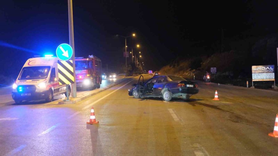 Karaman’da Otomobiller Çarpıştı: 3 Yaralı