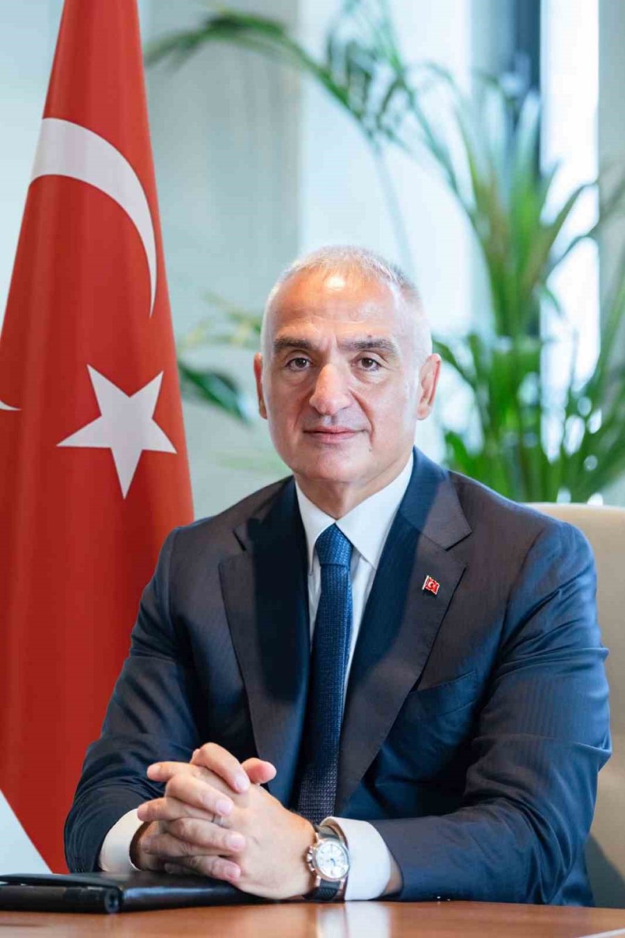 Aspendos’ta 2 Bin 400 Yıllık Güreşçi Mezarı Keşfedildi