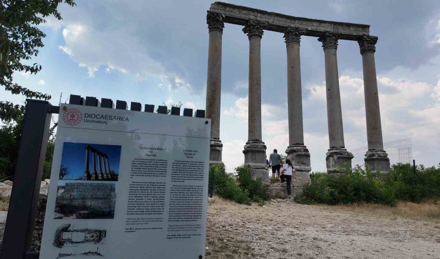 Torosların Eteğinde Olba Krallığı’nın İbadet Yeri ’uzuncaburç’ Misafirlerini Ağırlıyor