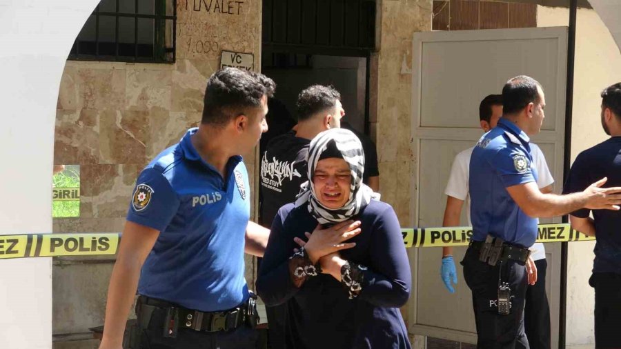 Cami Tuvaletinde Cansız Bedeni Bulundu