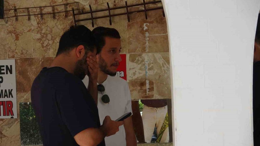 Cami Tuvaletinde Cansız Bedeni Bulundu