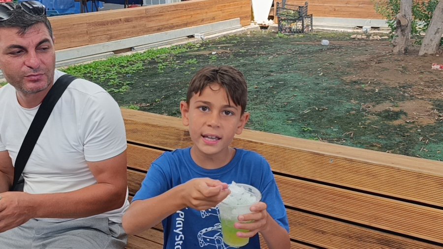 Torosların Zirvesinden Gelen Karlarla Serinliyorlar