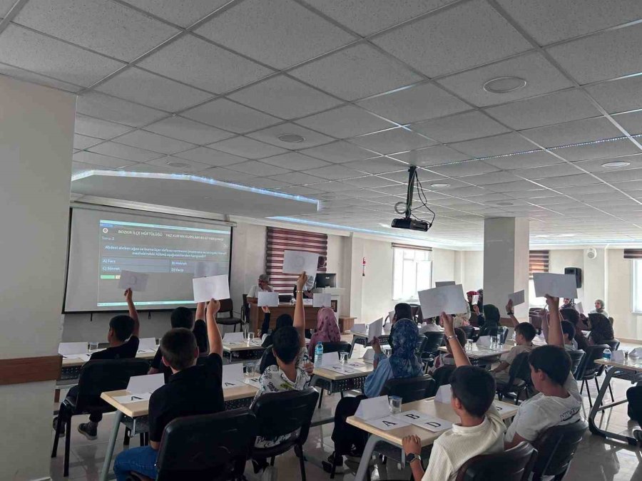 Bozkır’da Yaz Kur’an Kursları Öğrencileri Bilgi Yarışmasında Yarıştı
