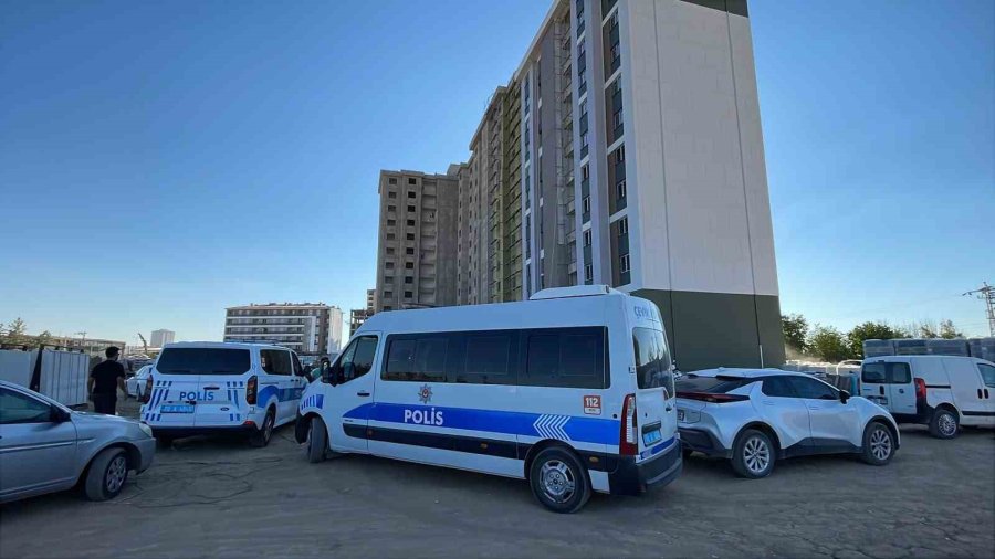Karaman’da 12’nci Kattan Düşen İnşaat İşçisi Hayatını Kaybetti