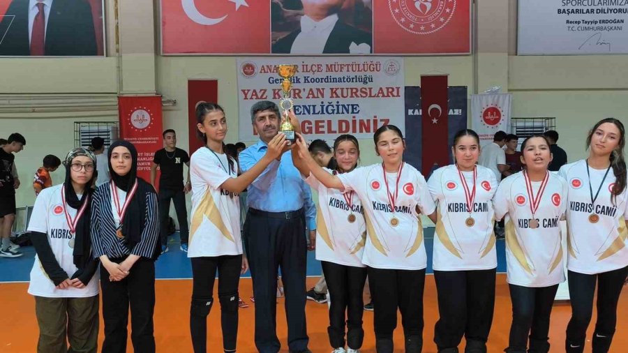 Yaz Kur’an Kursları Dolu Dolu Tamamlandı