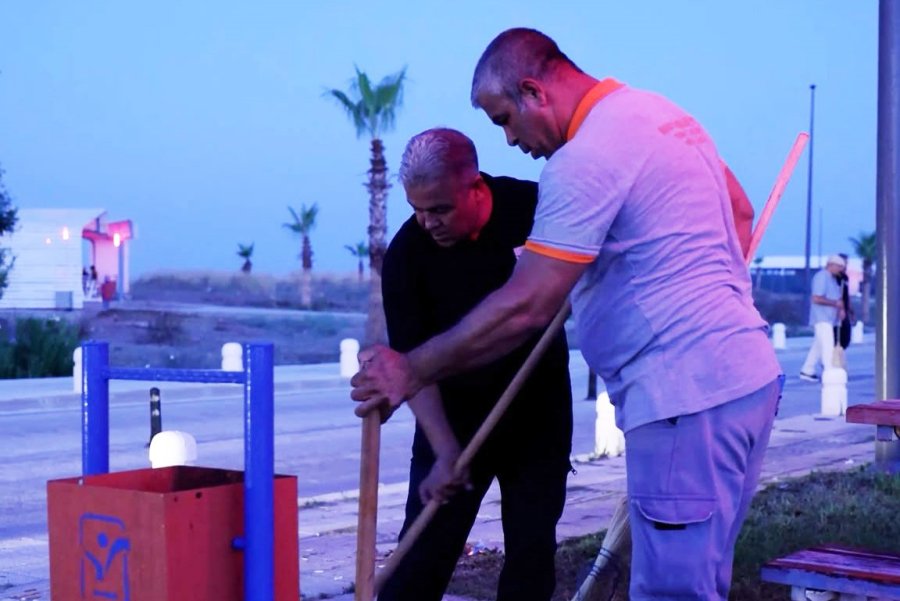 Manavgat Belediyesi’nden Boğaz Sahili’nde Kapsamlı Temizlik