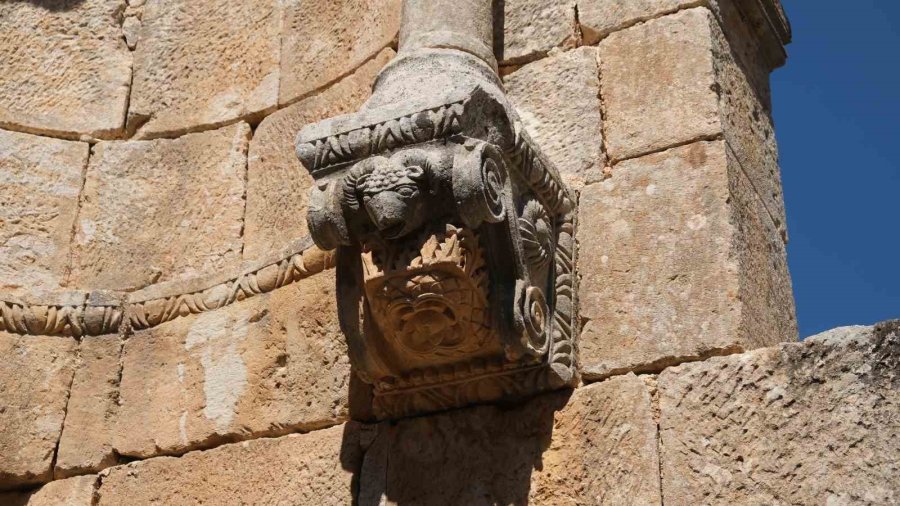 Unesco Listesindeki Alahan Manastırı Zamana Direniyor
