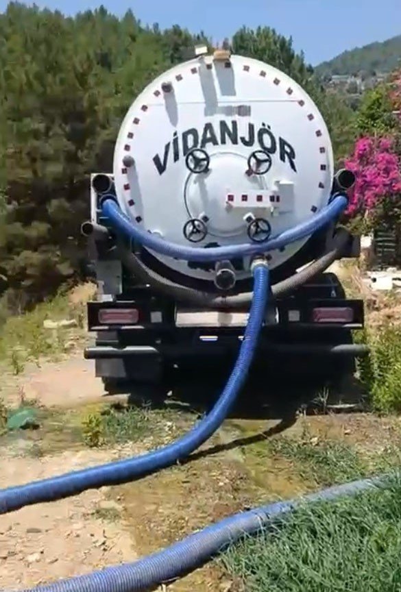 Alanya’da Foseptikten Dereye Uzatılan ’kirli Hattı’ Zabıta Ortaya Çıkardı