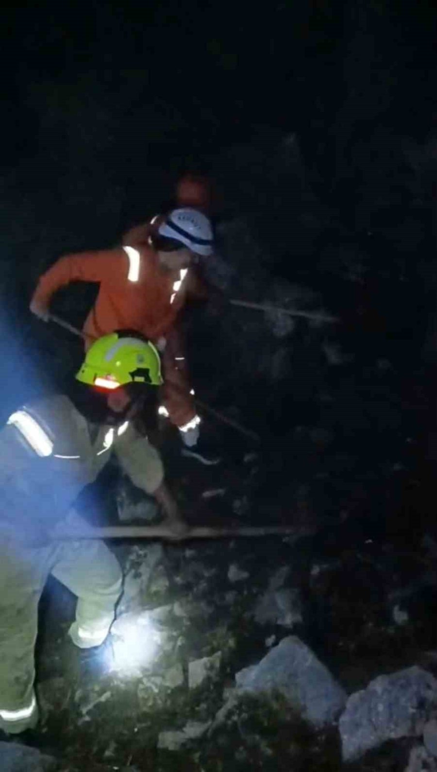 Kemer’deki Orman Yangını Kontrol Altına Alındı