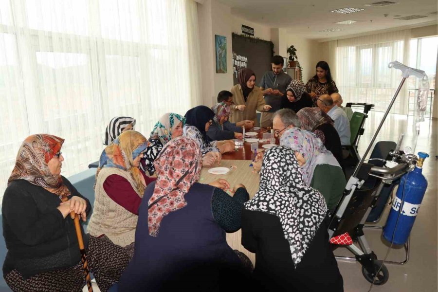 Beyşehir’de Hastanede Gönülleri Isıtan Dayanışma