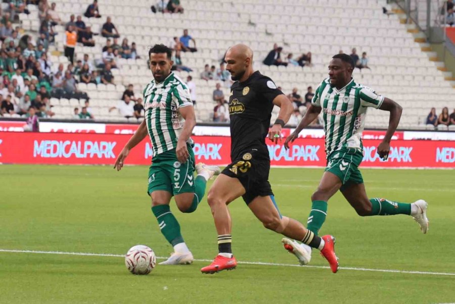 Trendyol Süper Lig: Konyaspor: 0 - Çaykur Rizespor: 0 (ilk Yarı)