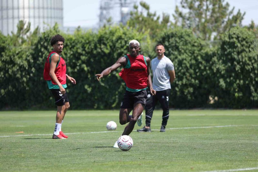 Konyaspor, Fenerbahçe Maçı Hazırlıklarını Başladı