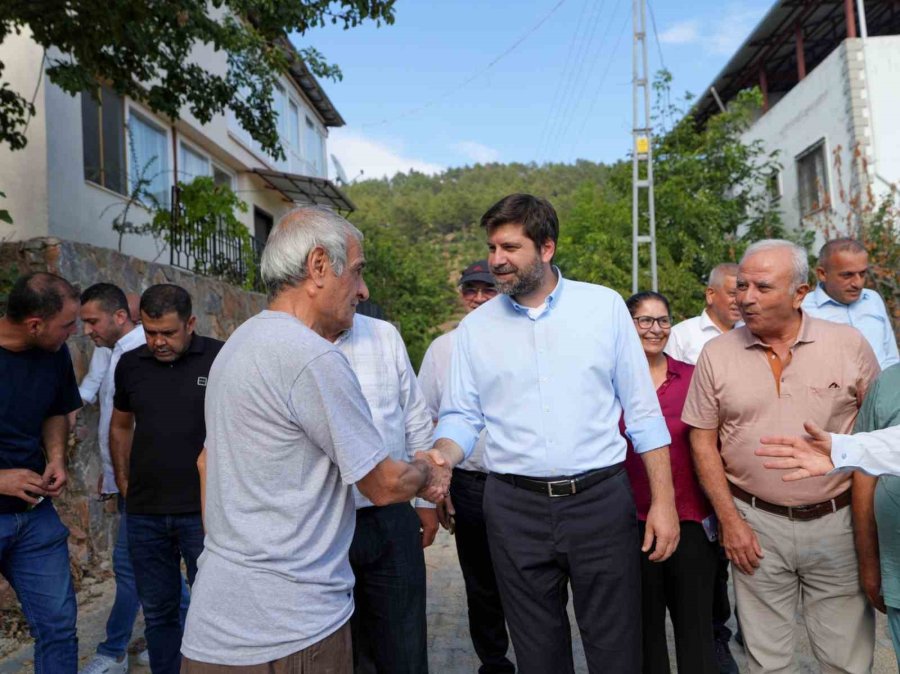 Tarsus’ta Kırsal Mahalle Yollarına Bakım Ve Yenileme Çalışması
