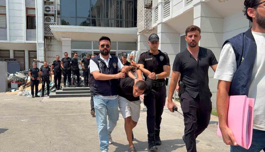 Mersin’de Anne-kızı Öldüren Sanığa 2 Kez Ağırlaştırılmış Müebbet Talebi
