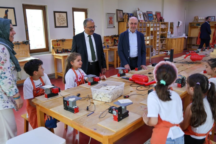 Başkan Pekyatırmacı: "çocuklarımızın Gelişimine Çok Yönlü Katkı Sunuyoruz"