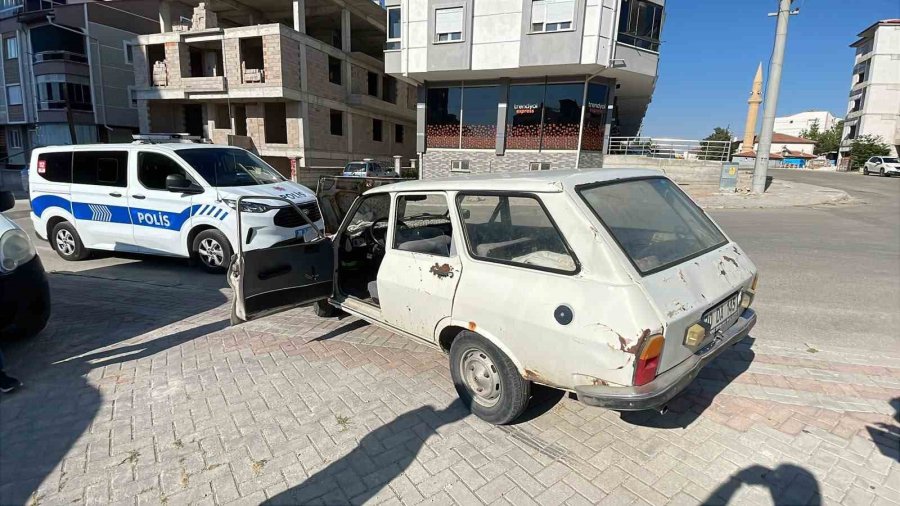 Karaman’da Film Sahnelerini Aratmayan Kaza: 4 Yaralı