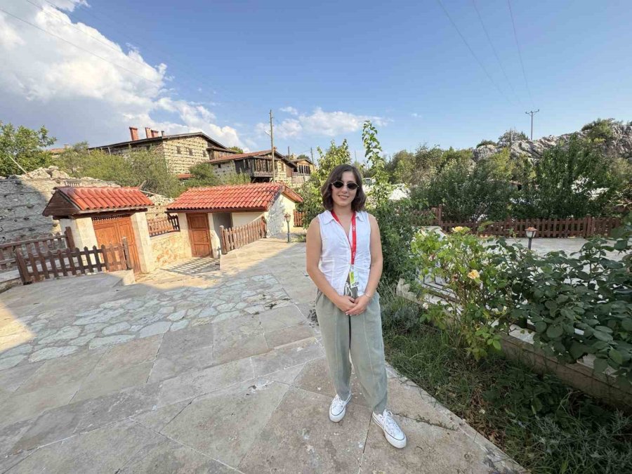 Tarih Ve Doğa Tutkusu Avukatlığın Önüne Geçti, Adım Adım Anadolu’yu Anlatıyor