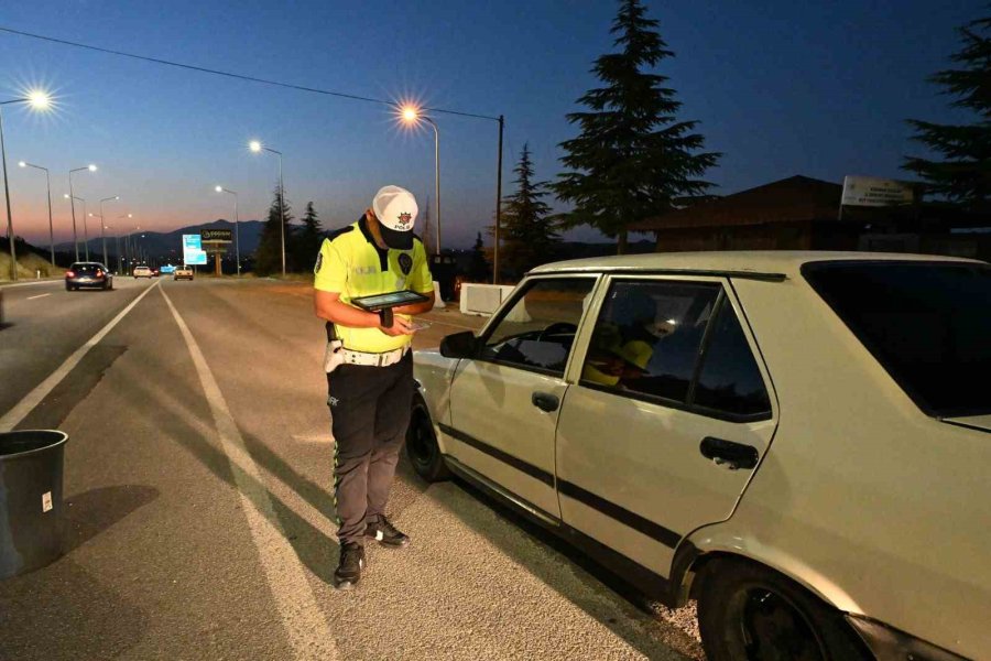 Karaman’da Polisin Yakaladığı 6 Kişi Tutuklandı