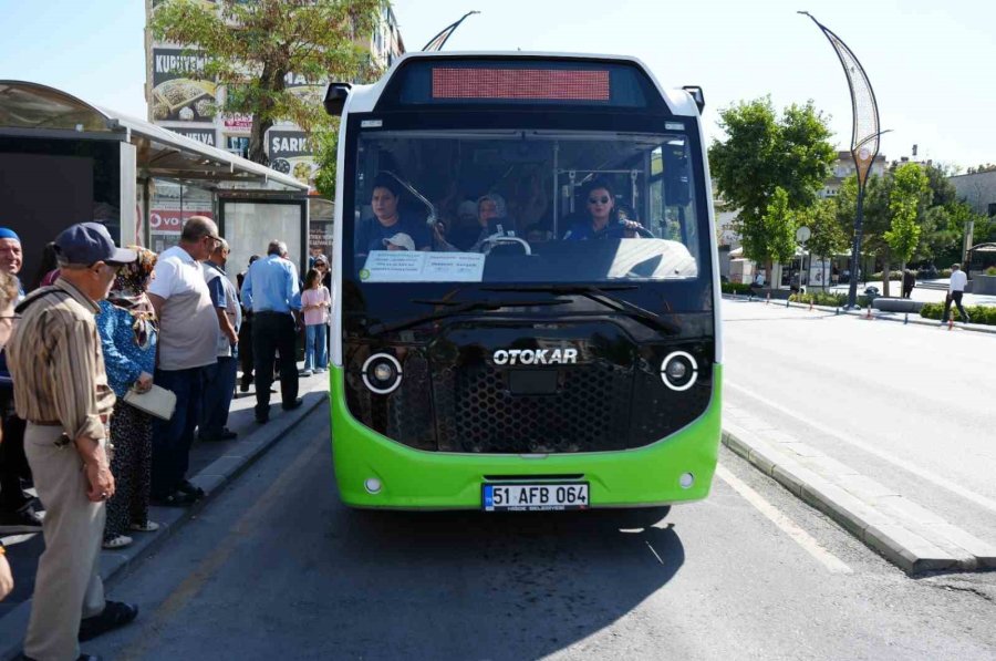 Niğde Belediye Başkanı Emrah Özdemir’e "çevreci Başkan" Plaketi