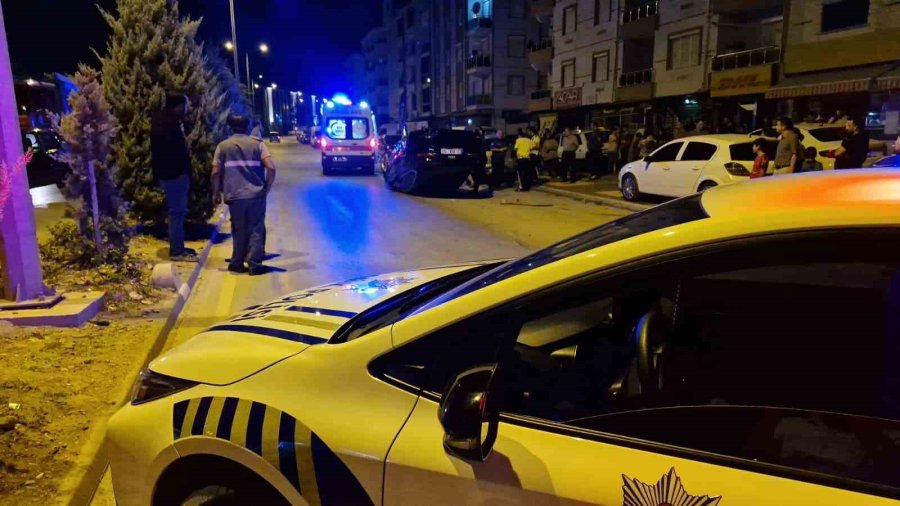 Karaman’da Park Halindeki Otomobile Çarpan Araç Ters Döndü: 1 Yaralı