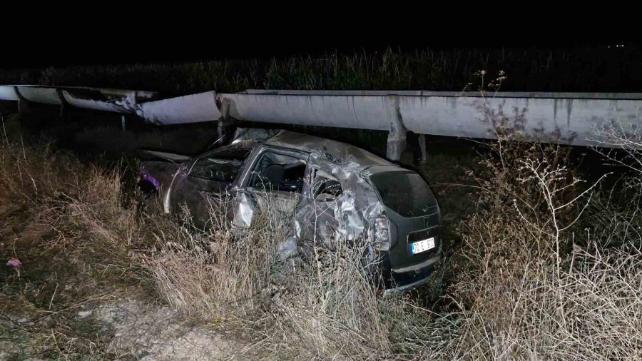 Takla Atan Otomobilden Fırlayan Şahıs Hayatını Kaybetti