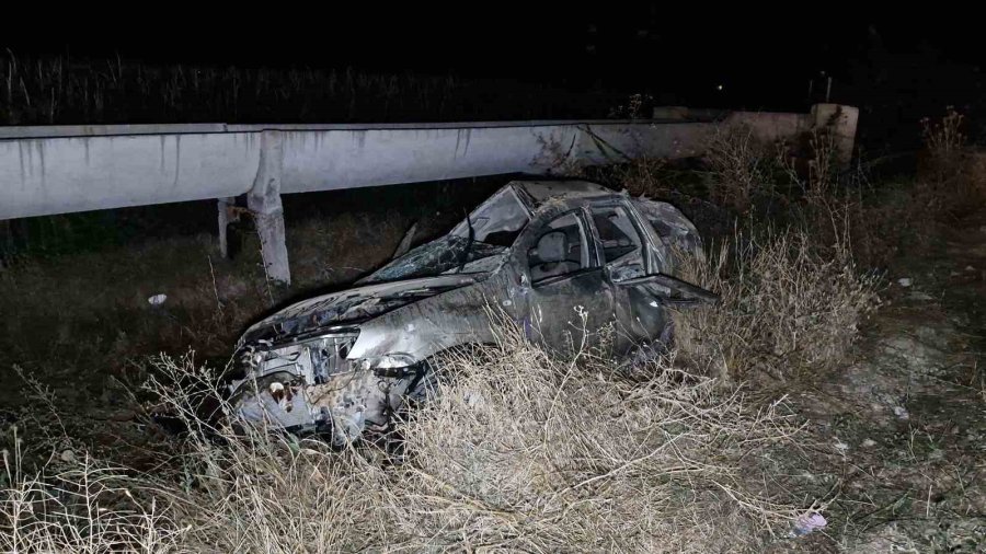 Takla Atan Otomobilden Fırlayan Şahıs Hayatını Kaybetti