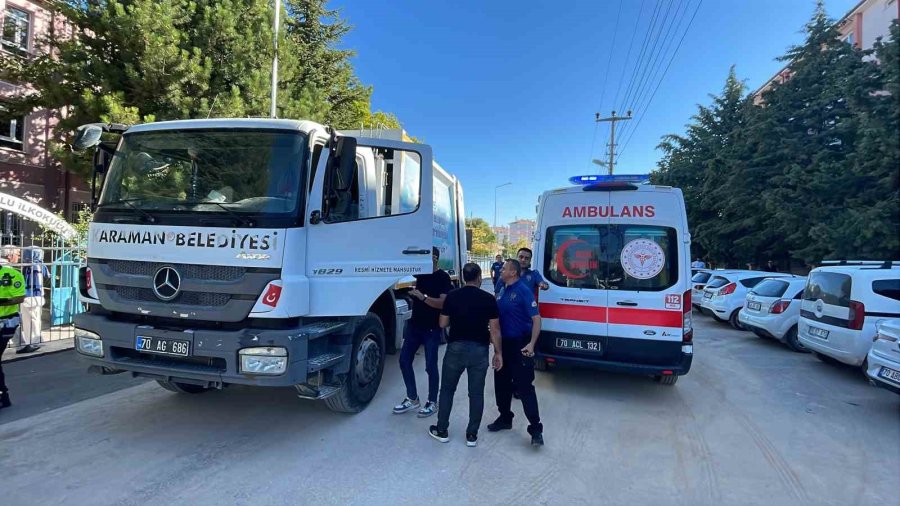 Karaman’da Çöp Kamyonundan Düşen 2 İşçi Yaralandı: Kaza Anı Kameraya Yansıdı