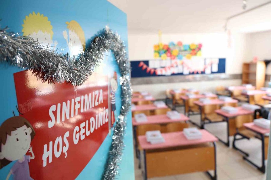 Aksaray’da 82 Bin 421 Öğrenci Ders Başı Yaptı
