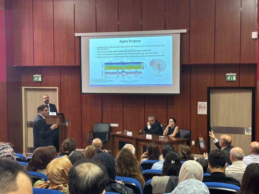 Anestezi Uzmanları Niğde’de Bir Araya Geldi