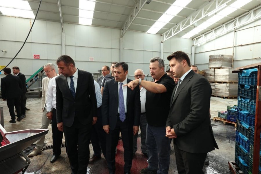 Ak Parti Konya İl Başkanı Özgökçen: "sahada Dinliyor, İhtiyaçları Yerinde Tespit Ediyoruz"