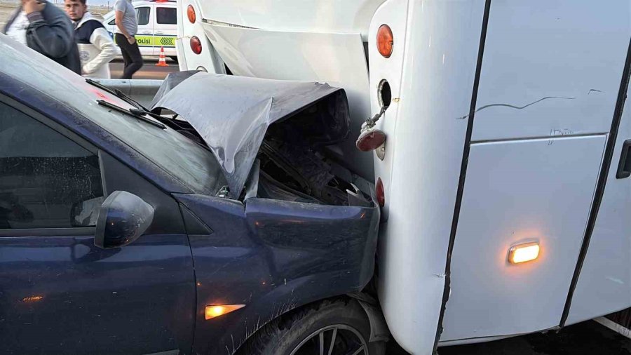 Aksaray’da Kum Fırtınası Zincirleme Kazaya Neden Oldu: 16 Yaralı