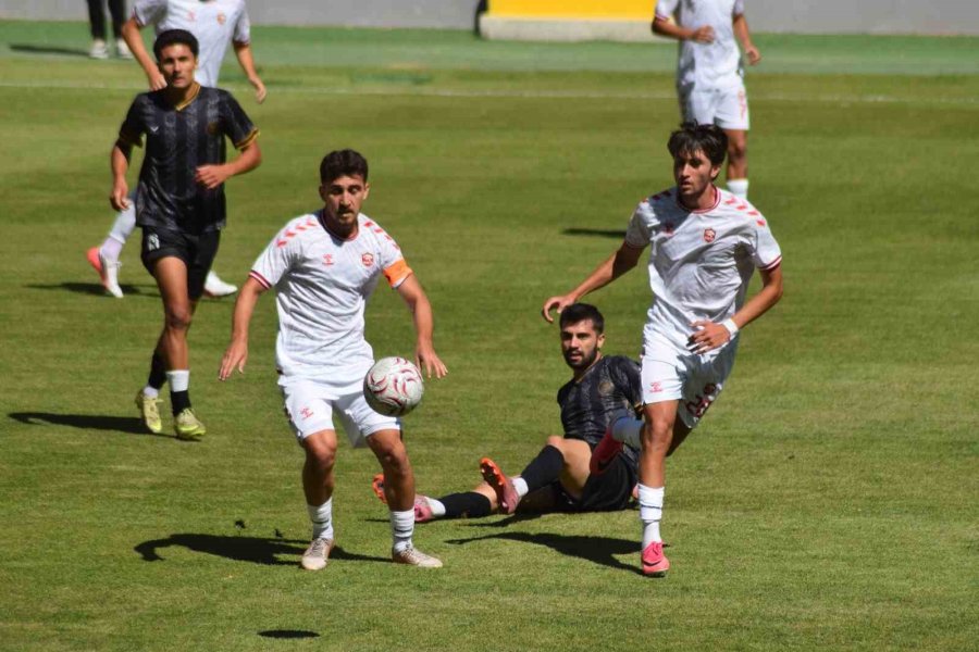 Ziraat Türkiye Kupası: Karaman Fk: 2 - Kepezspor: 3