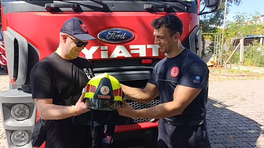 Alman İtfaiyeci, Türk Meslektaşlarının Yanına Uğramadan Ülkesine Dönmüyor