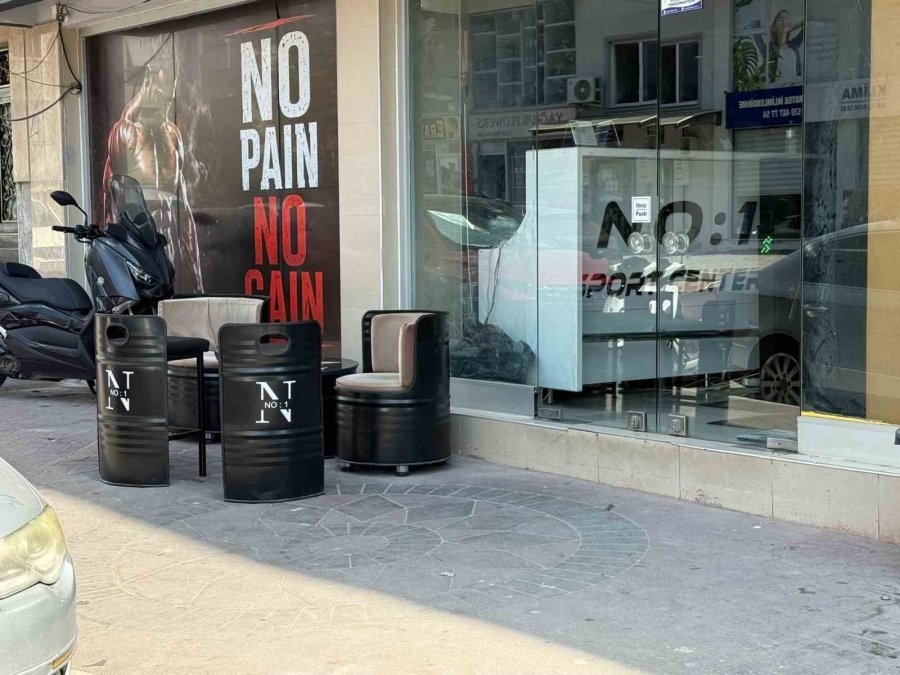 Spor Salonunu Kapatırken Çantasını Unuttu, Kameraları İzleyince Neye Uğradığını Şaşırdı