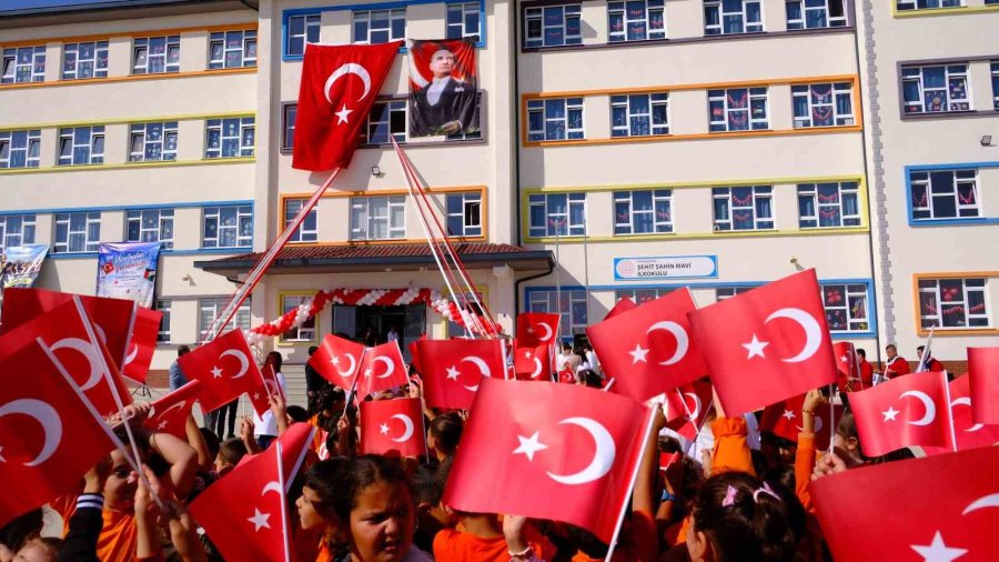 Karaman’da İlköğretim Haftası Coşkuyla Kutlandı
