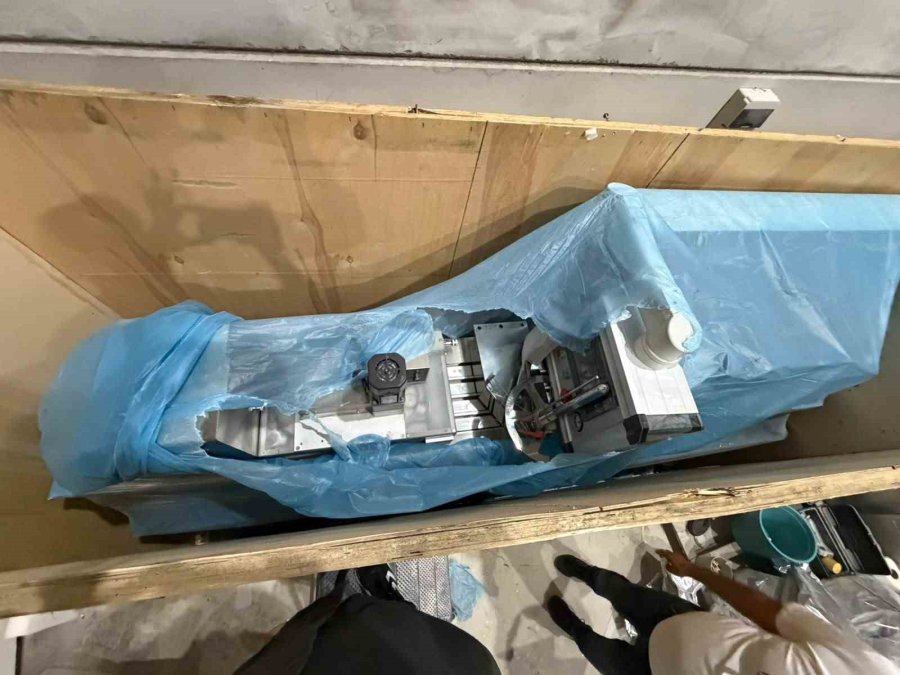 Plastik Ambalaj Deposunda Uyuşturucu Üretimine 3 Tutuklama