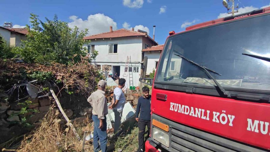 Yalvaç’ta Ev Yangını: 1 Kişi Dumandan Etkilendi