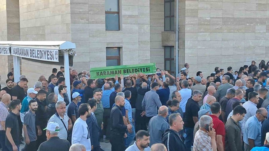 Karaman’da Çöp Kamyonundan Düşen Temizlik İşçisi Yaşam Mücadelesini Kaybetti