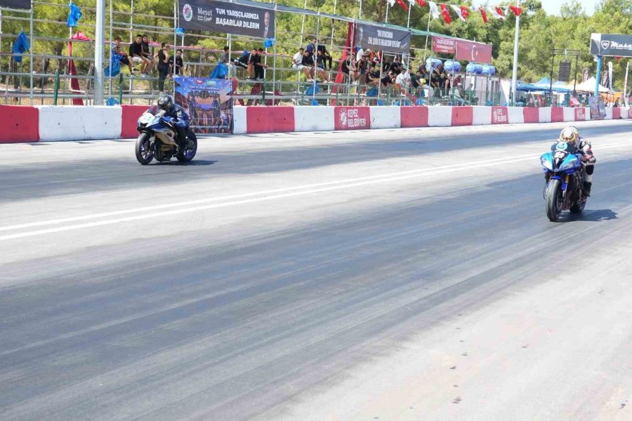 Kepez’de Moto Drag Heyecanı Start Aldı